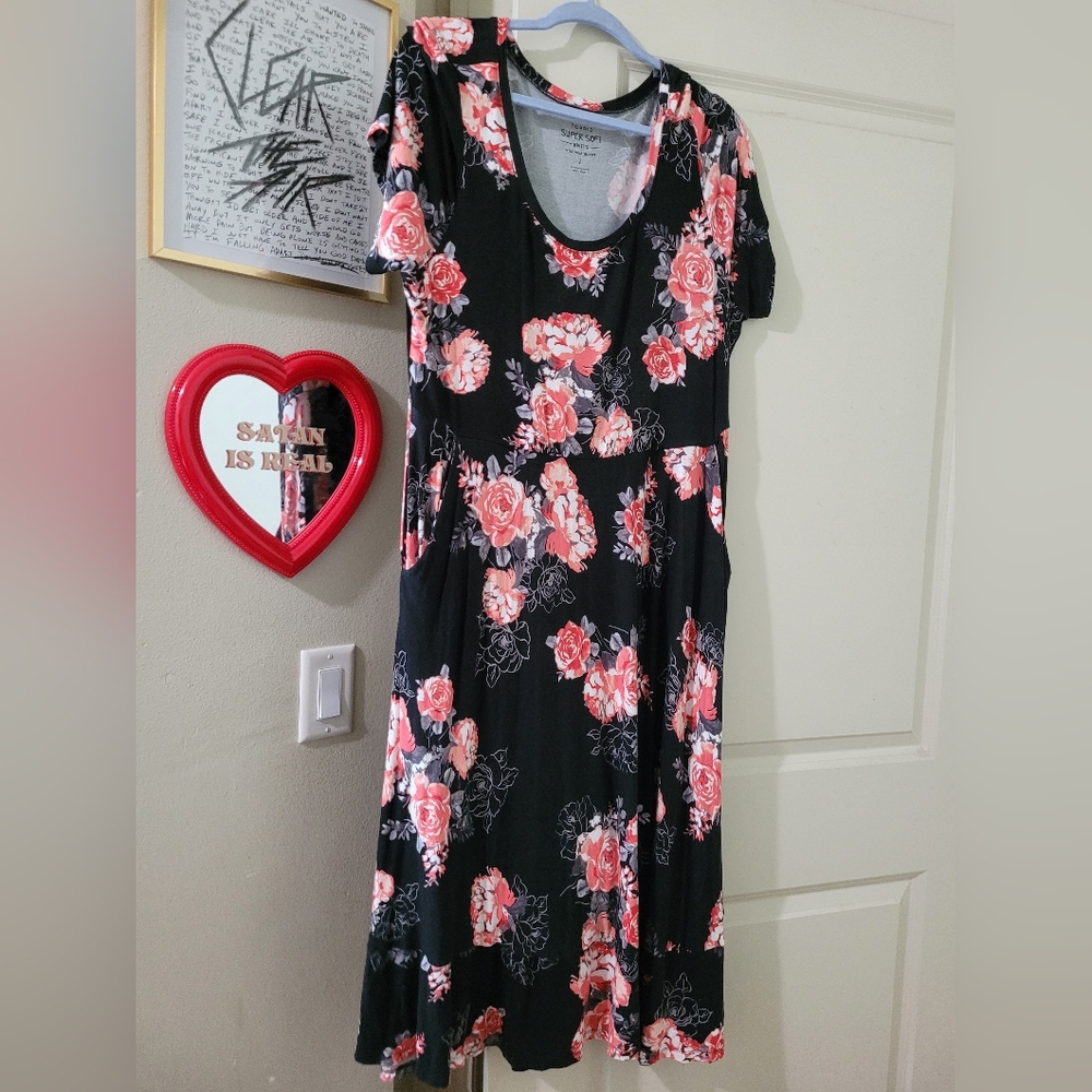 Torrid Black and Pink Floral Soft Knit Dress Size 2